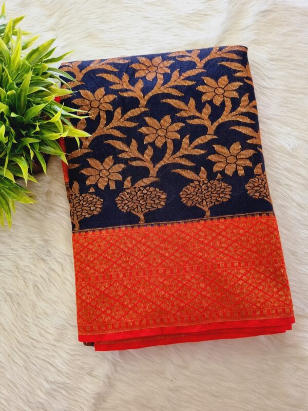 🌸 Soft Banarasi Silk Cotton zari woven saree with contrast running blouse 🌸  - Image 2