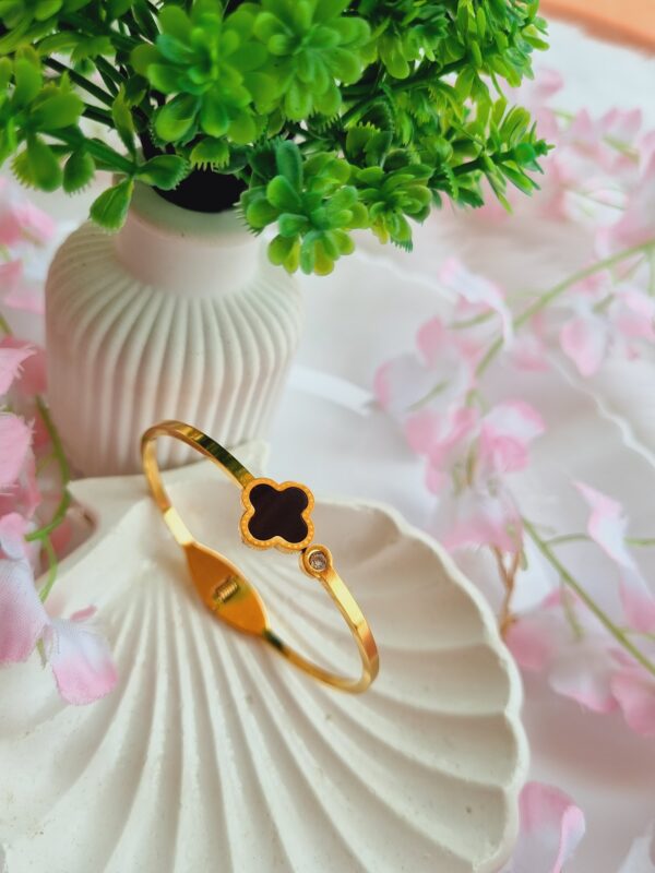 Black Clover Bracelet - Image 2