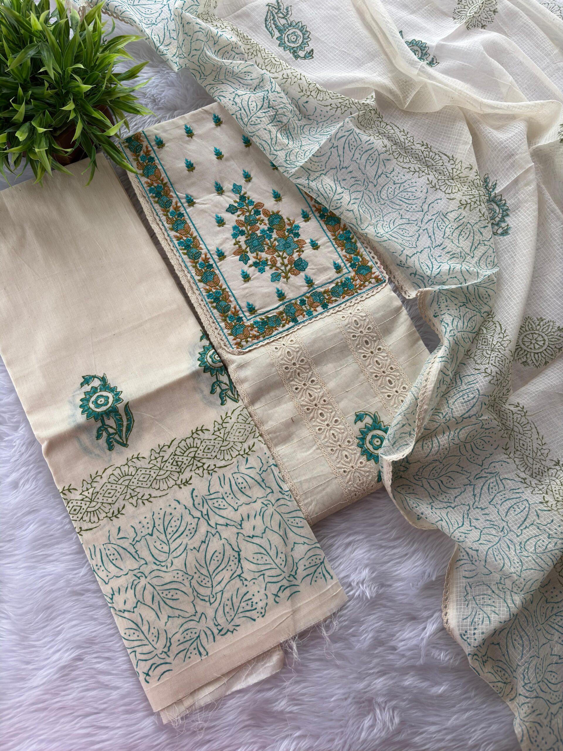 Chikan Hakoba🤍🩵 - Image 2