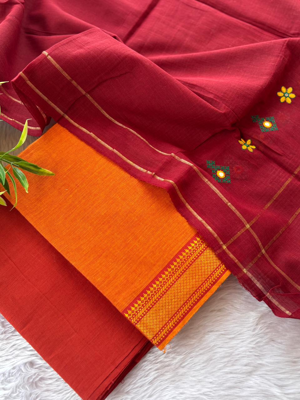 Handloom love💛 - Image 2