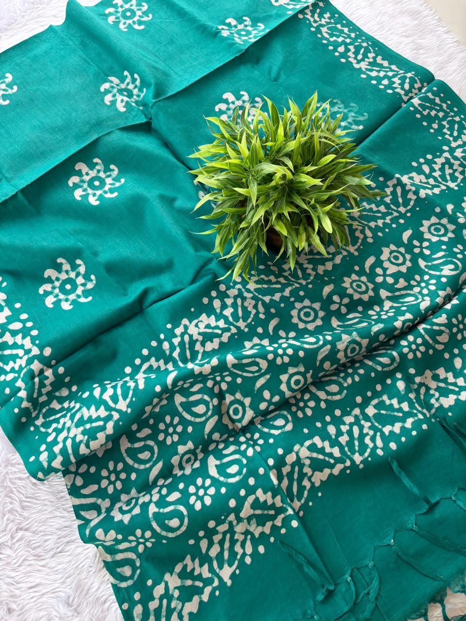 🌸Batik Dupatta🌸
