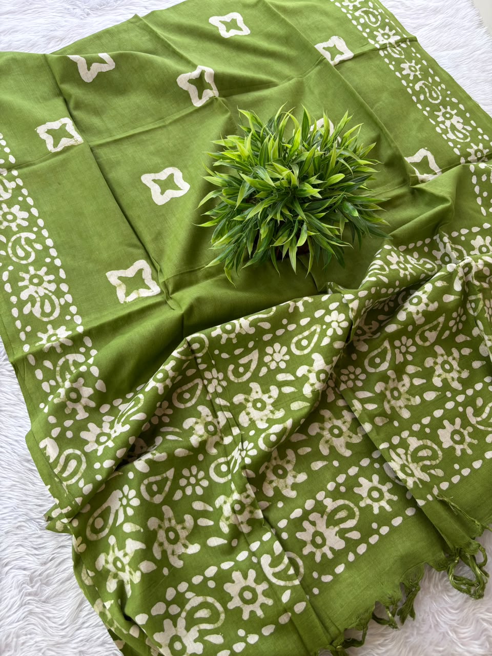 🌸Batik Dupatta🌸