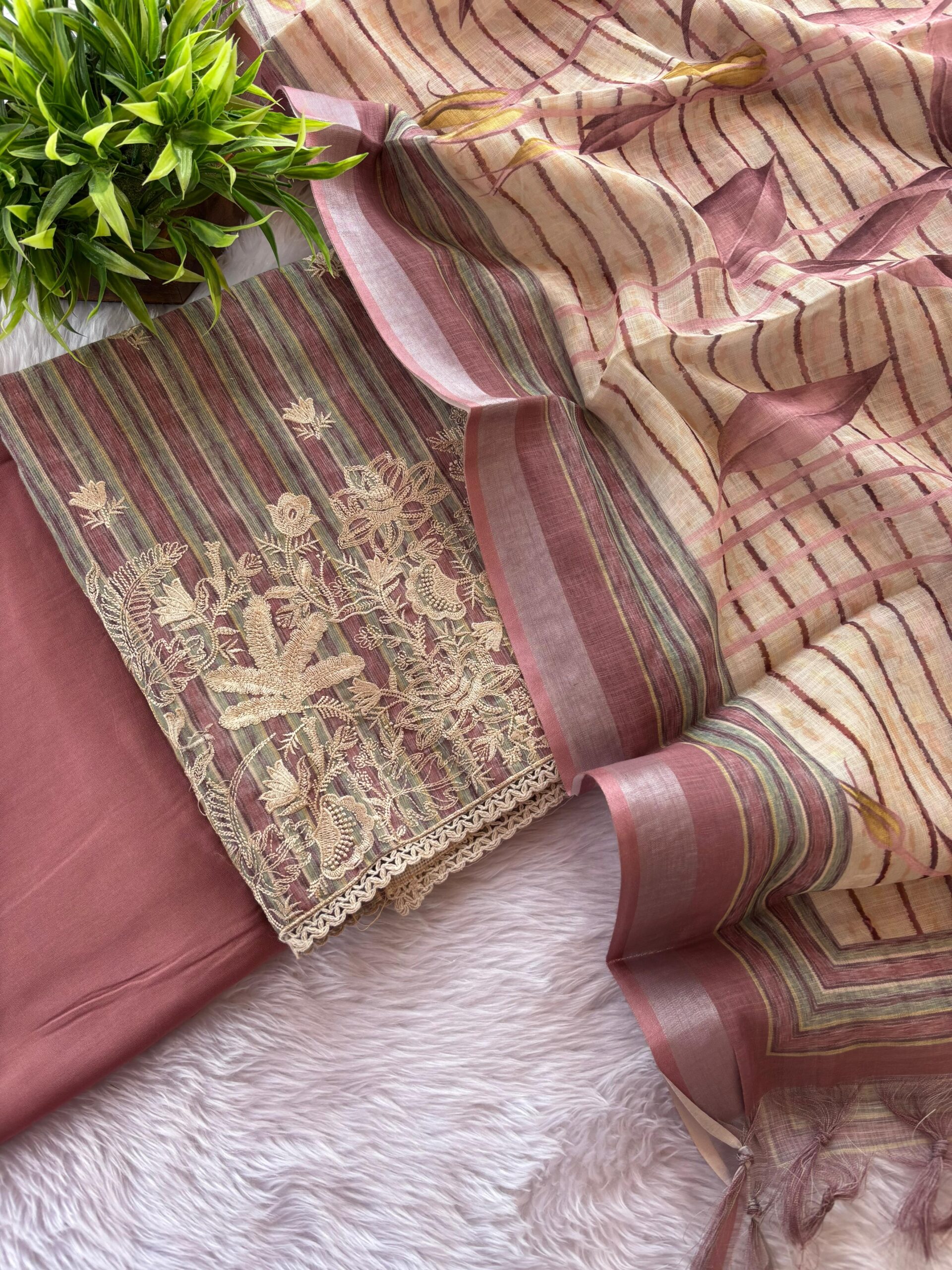 Metallic Linens🌸 - Image 2