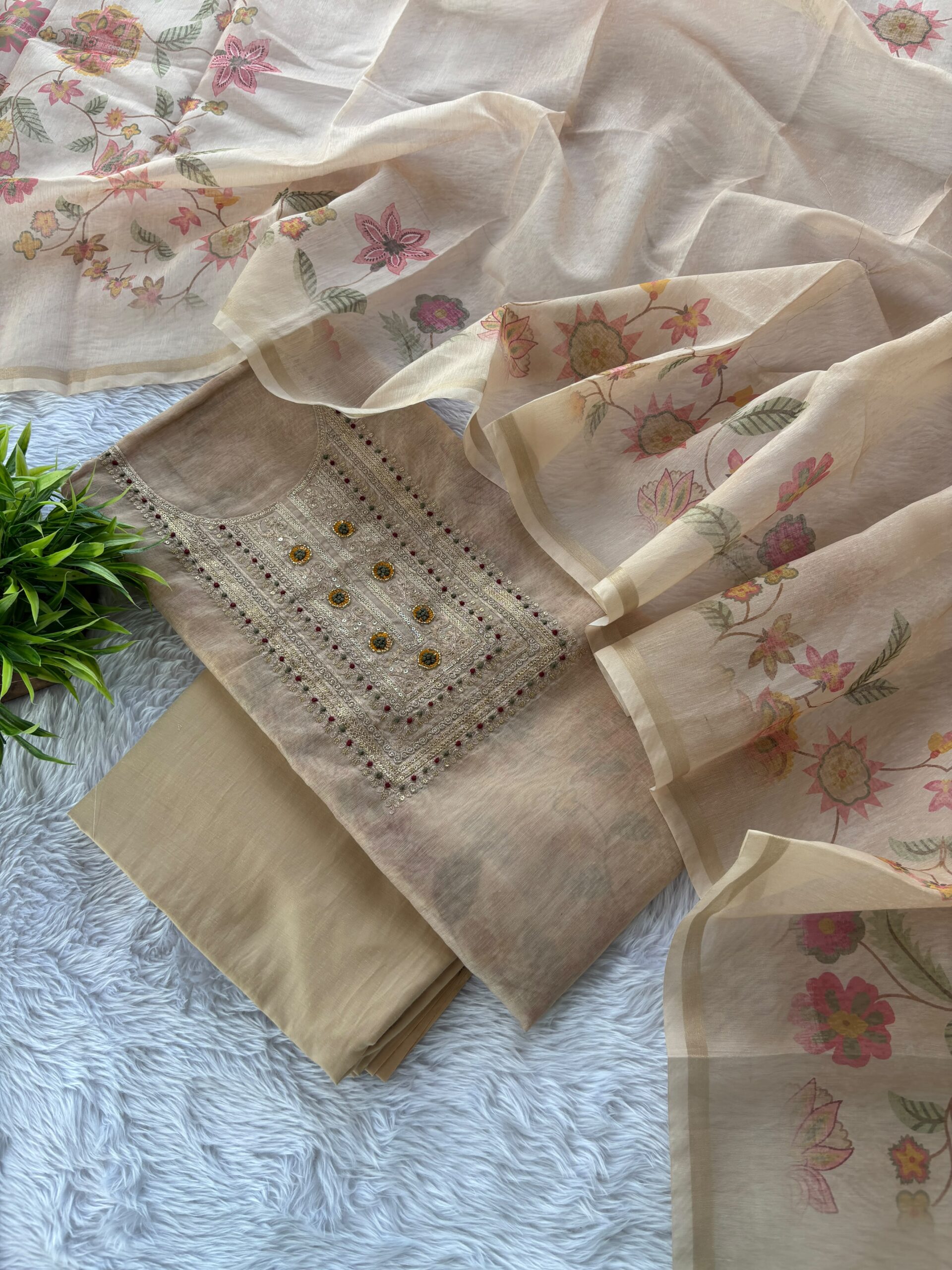 🌸Semi Tussar Silks🌸 - Image 4
